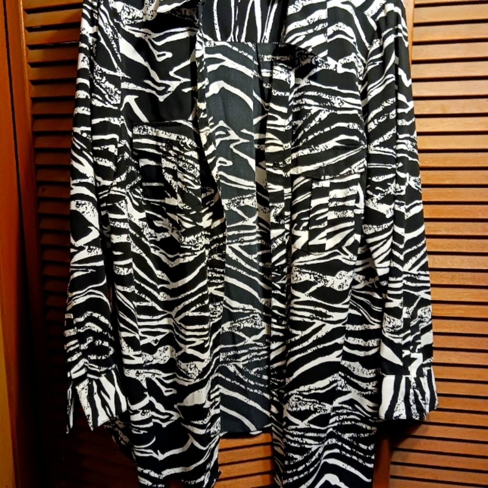 Women's blouse